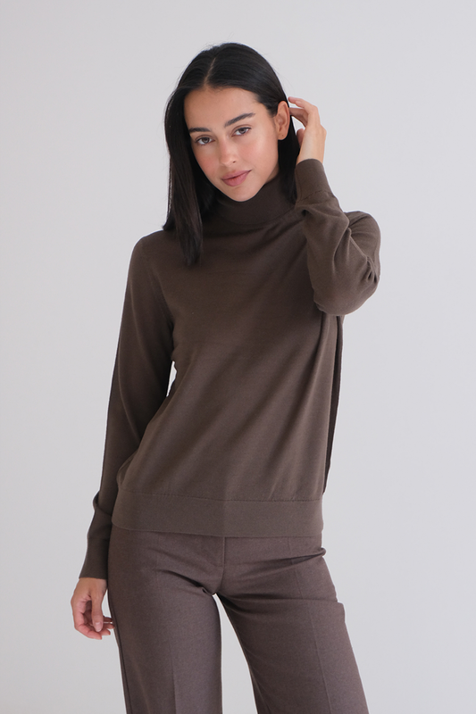 Cuello de Tortuga Ema Café