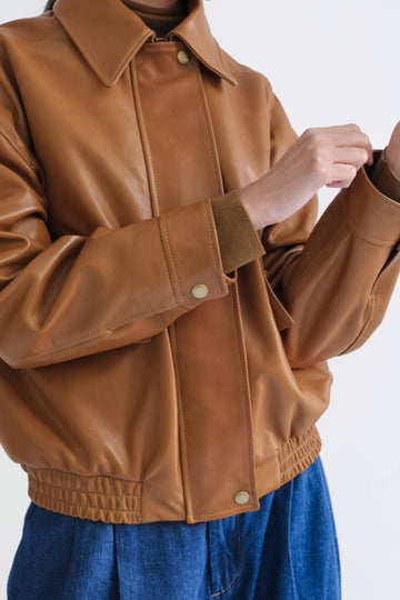 Chamarra Kat de Piel Camello