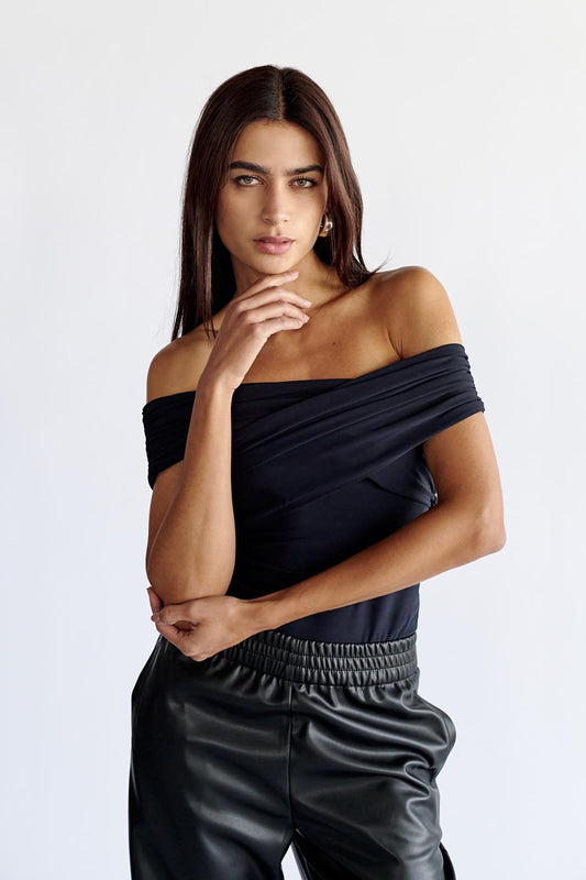 Blusa Robin Negra