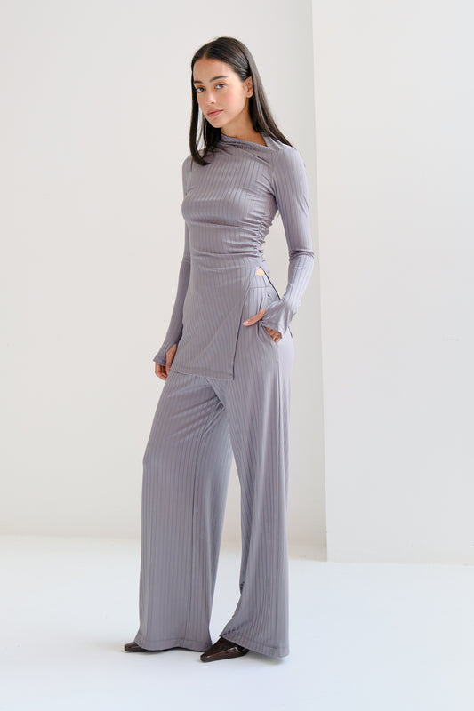 Top Camila Gris